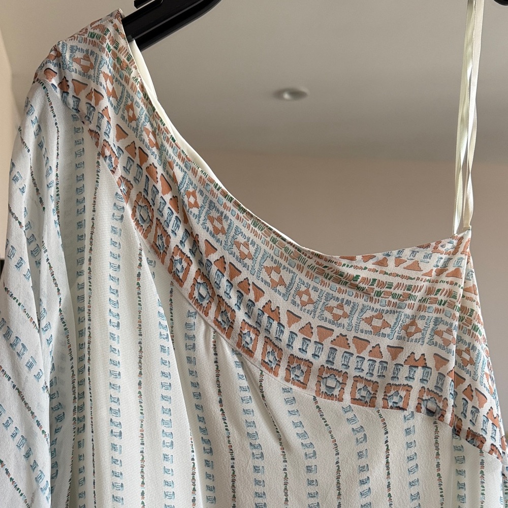 BCBGMaxAzria Geometric Off-Shoulder Blouse in Blue and Tan